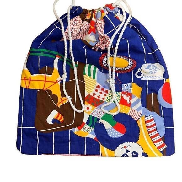 Vintage handmade drawstring bag for gym, laundry, purse, tote 70’s fabric panda - Picture 1 of 8